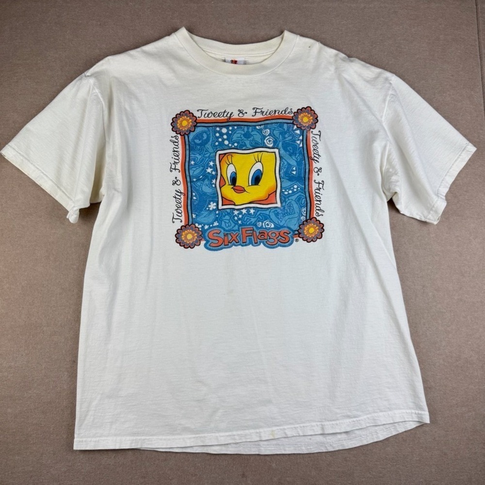 Vintage 1999 Six Flags Tweety Bird Shirt Mens L Cream Warner Bros Graphic Tee